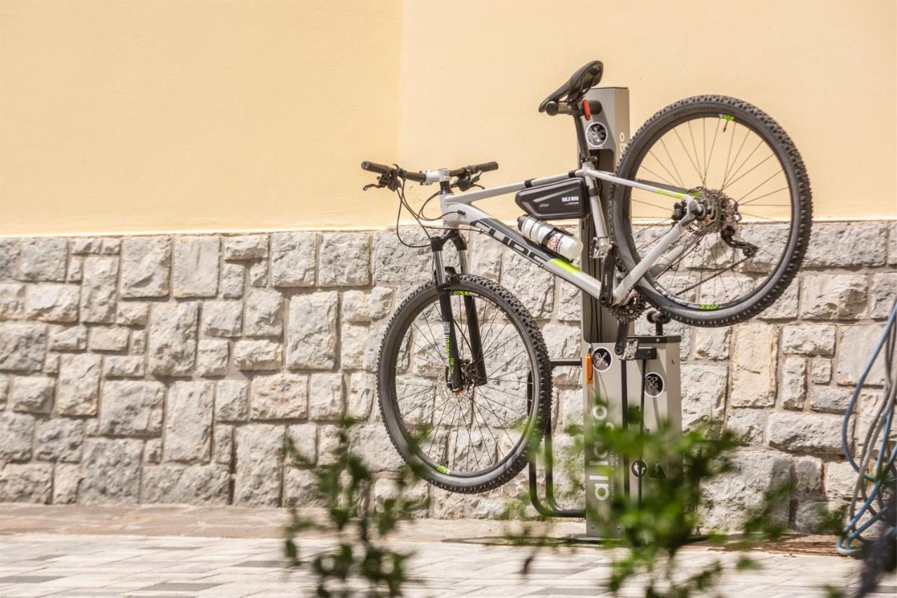 Al Lago Camping & Rooms Riva del Garda Dış mekan fotoğraf