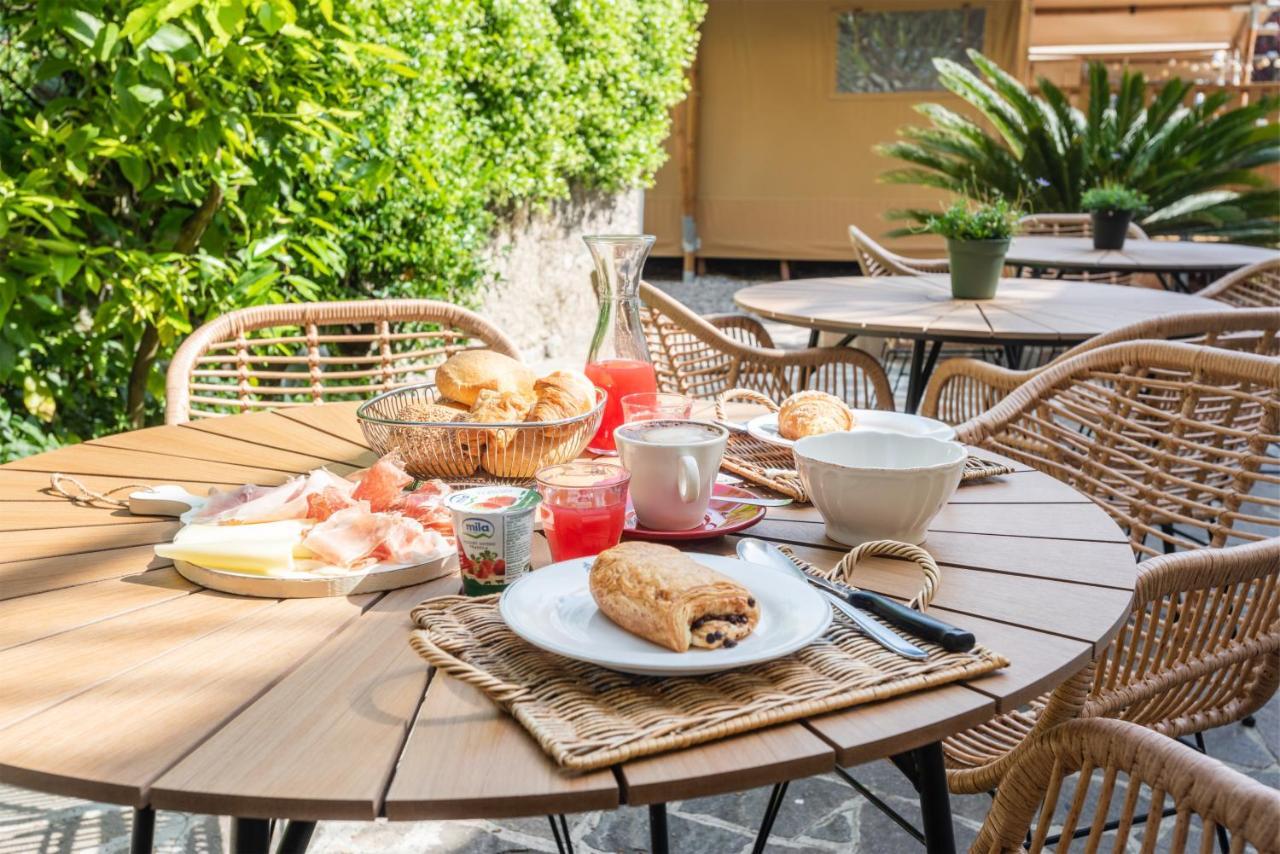 Al Lago Camping & Rooms Riva del Garda Dış mekan fotoğraf